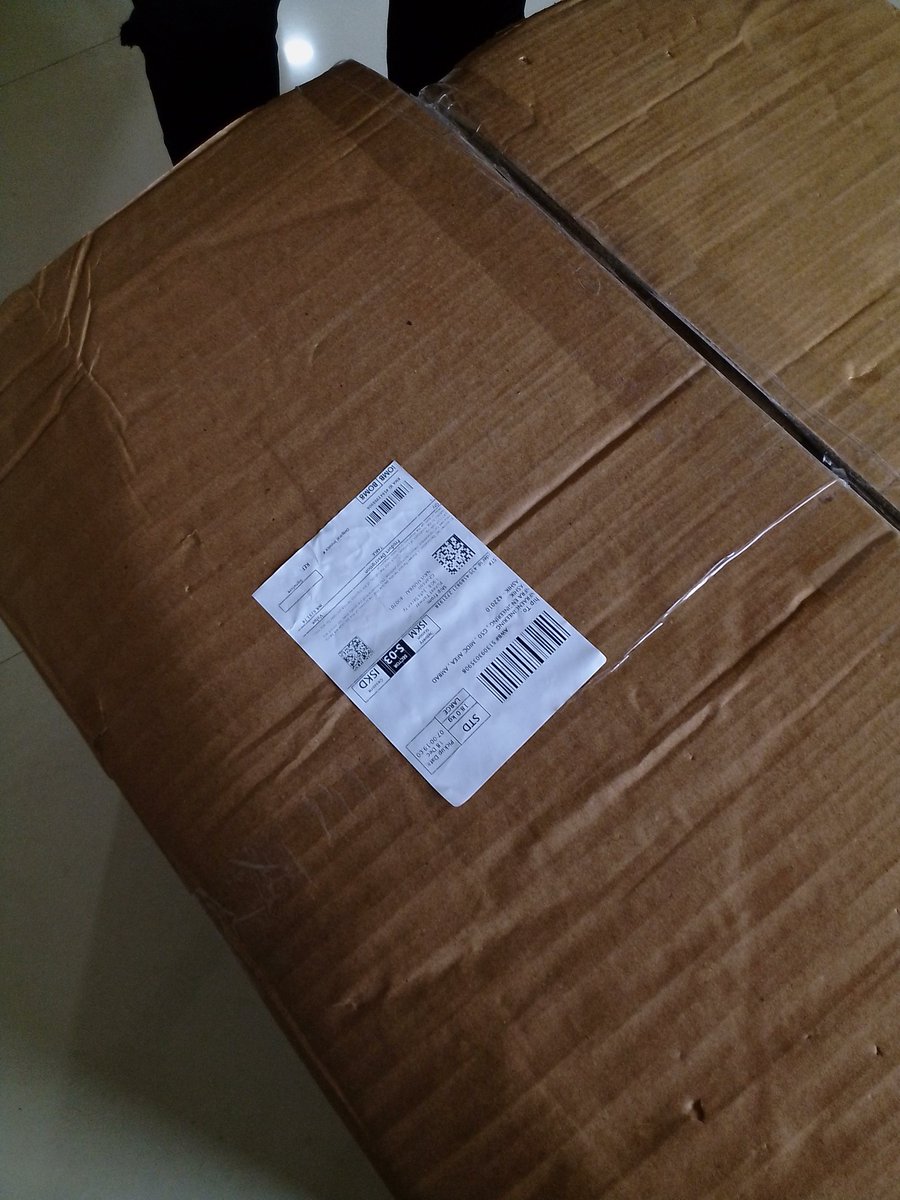 Need support for this return ! Not happy with the product ! It is full of scratches!! 

Amazon Return ID: DVVtvsnNRRMA

Order ID: 405-4589821-2721938 

<a href="/amazon/">Amazon</a>