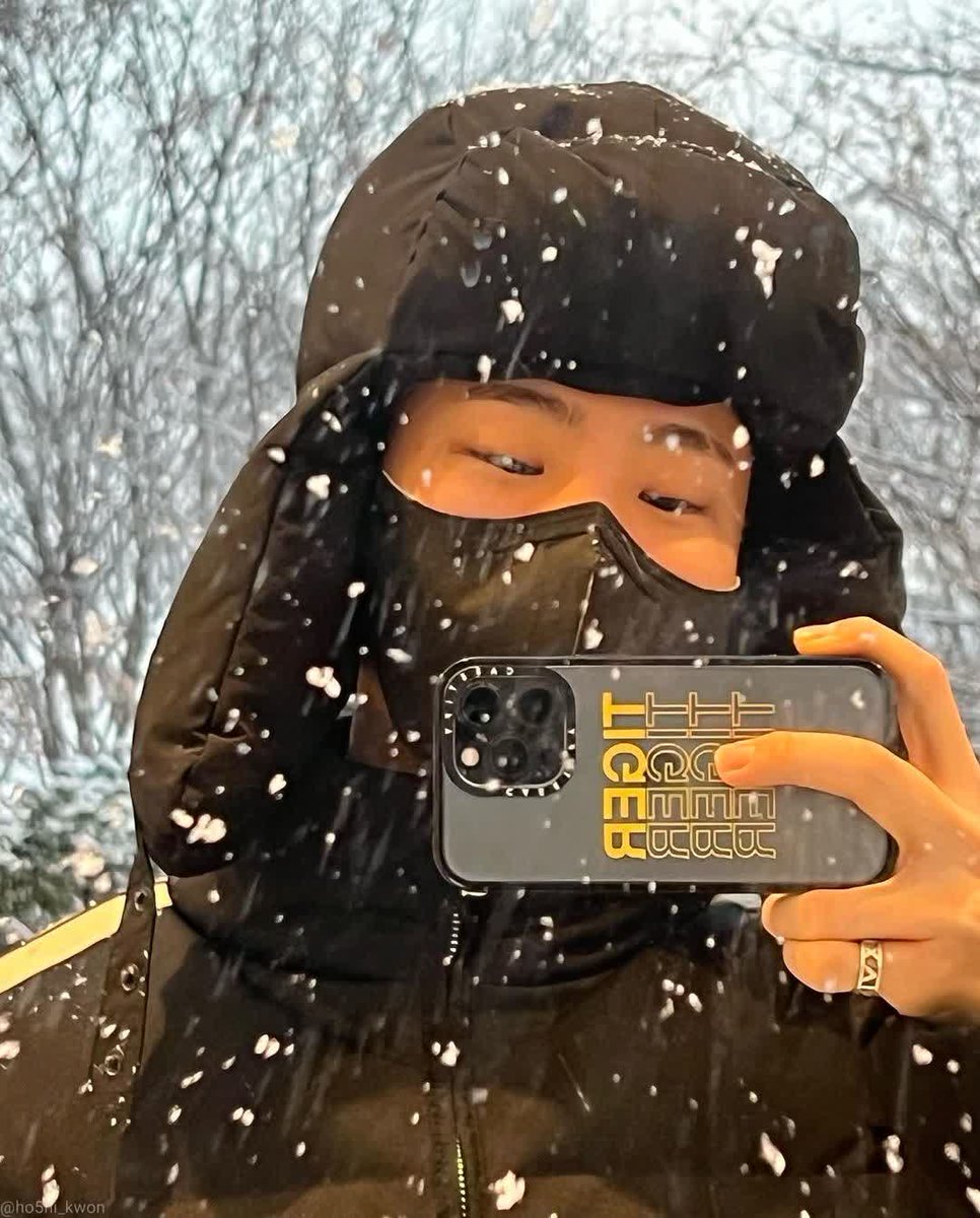 ksygram's tweet photo. ho5hi_kwon ig post! 

#호시 #HOSHI @pledis_17 https://t.co/EexuCu2AjZ