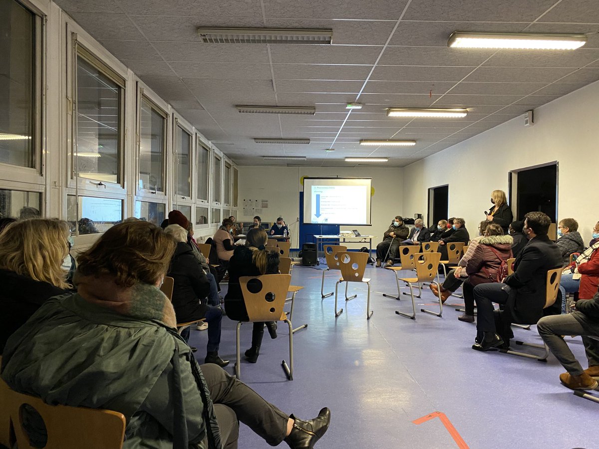 K_bicetre2020's tweet photo. Le 2 décembre, la municipalité organisait avec Opaly une réunion sur l’avenir des Martinets.
Nous étions présents, le conseiller départemental était absent 😩
#ensemblechangeonslekb https://t.co/C2xdpzeo48