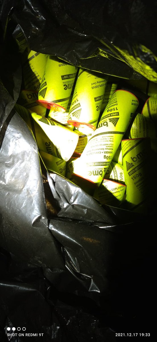 Abramjee's tweet photo. Large quantity of explosives seized in KZN. Sources say the criminals planned to bomb the N3 Mooi River Toll. https://t.co/doYwrDKR1U