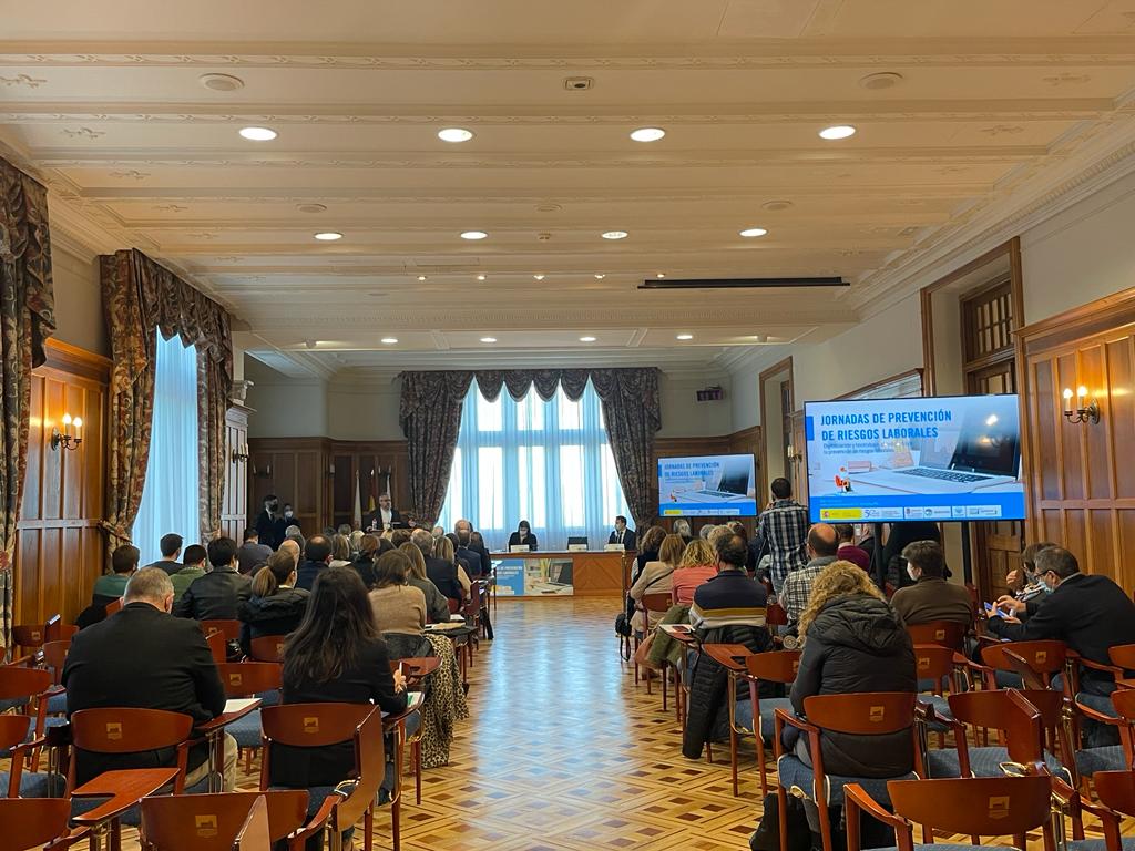JornadasPreven's tweet photo. Gracias Santander por darnos la oportunidad de hacer una de nuestras Jornadas de PRL. 💼✍️🏙️
¡Así fueron! 💥

#JornadasPRL #Digitalizacion #Teletrabajo #RiesgosLaborales https://t.co/FAlsMPKadY