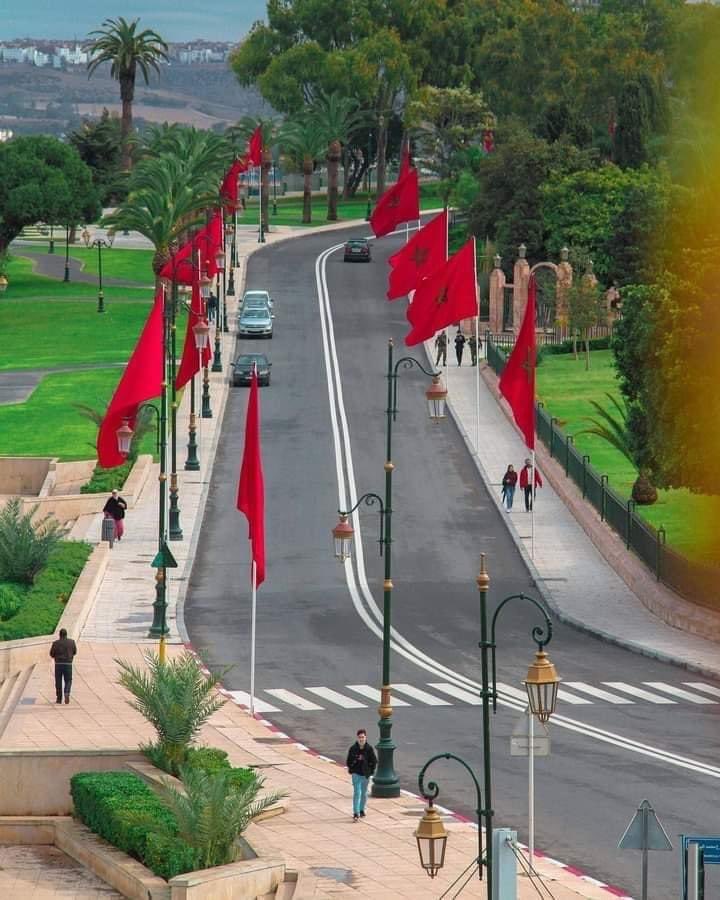 Morocco_01's tweet photo. @MustaphaElasri9 المغاربة شعب كريم و يجب الخير لبلاده المغرب ، و أي أزمة أو حتى بدون أزمات لا يتردد مغاربة الخارج في تحويل أموالهم للمغرب و المساهمة في اقتصاد بلدهم و هذه ميزة المغاربة ، إضافة إلى ميزة الأبناك المغربية التي تعتبر الأفضل و الأأمن في شمال افريقيا و إفريقيا عامة.
حفظ الله المغرب 🇲🇦 https://t.co/UpBPa4aeiN