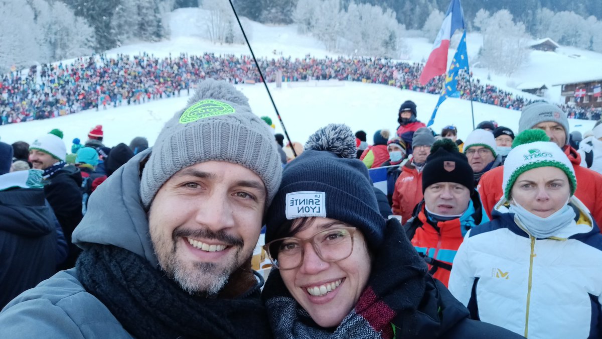 Ju_Zbr's tweet photo. Présents pour les poursuites, Allez les bleus 🇨🇵🇨🇵🇨🇵 #ALGB21 https://t.co/1OHqf10FH7