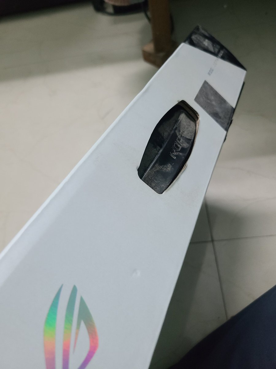 rohanscode's tweet image. Worst ever thing happened today even after replacement the product is defective. It. Has major screenbleeding issue with dead pixels,
Fingerprint sensor missaligned , B&amp;amp;N key are not erect @flipkartsupport @Flipkart #cheapseller #cheapservice