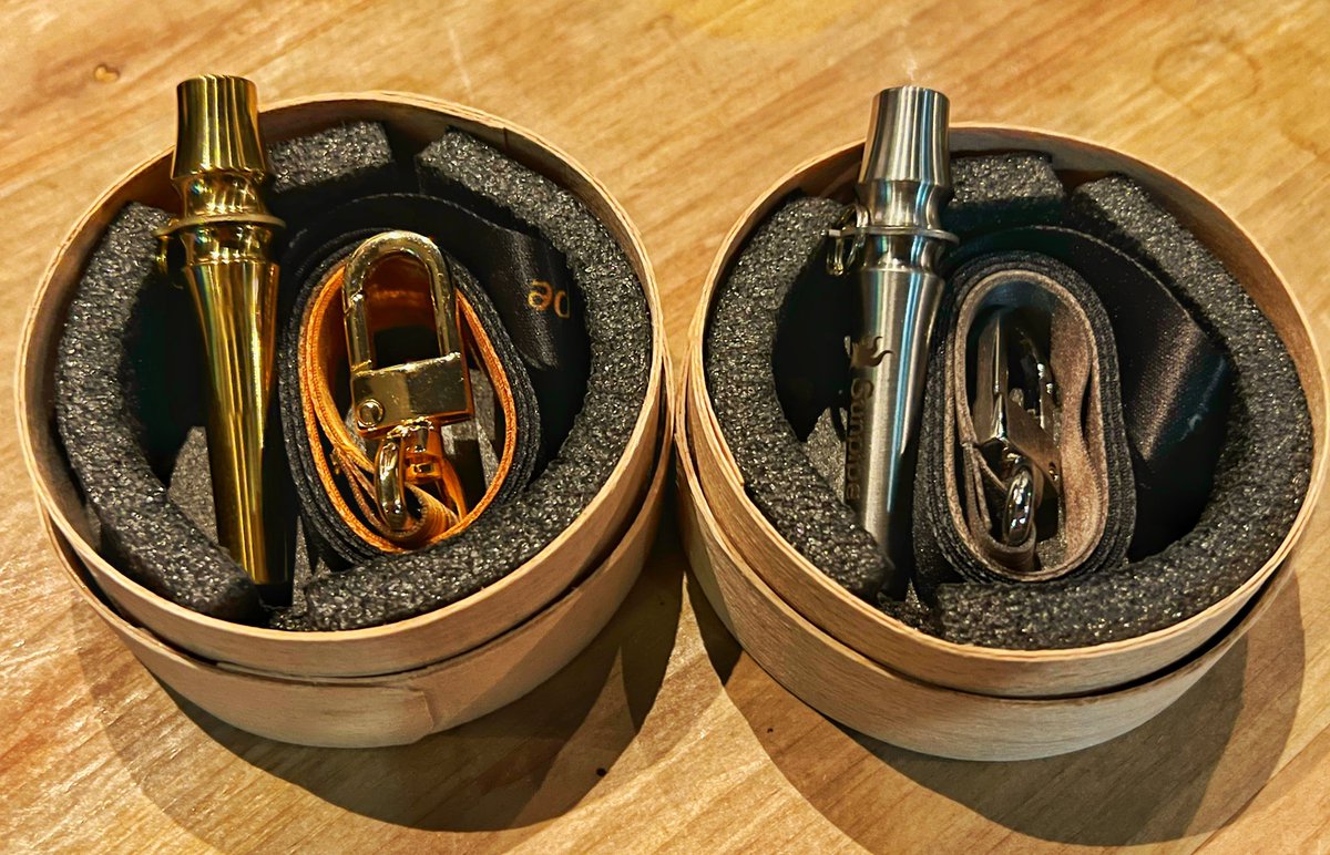 ShishaLudusSale's tweet photo. 新しく入荷しました！
復刻版 サンパイプ マウスピース クラッシック

シンプルなかっこよさはもちろん
隅々まで精巧に作られている一品です。

店頭には展示もしておりますので
是非お手にとって見てください◎ https://t.co/iUaW7sWieI