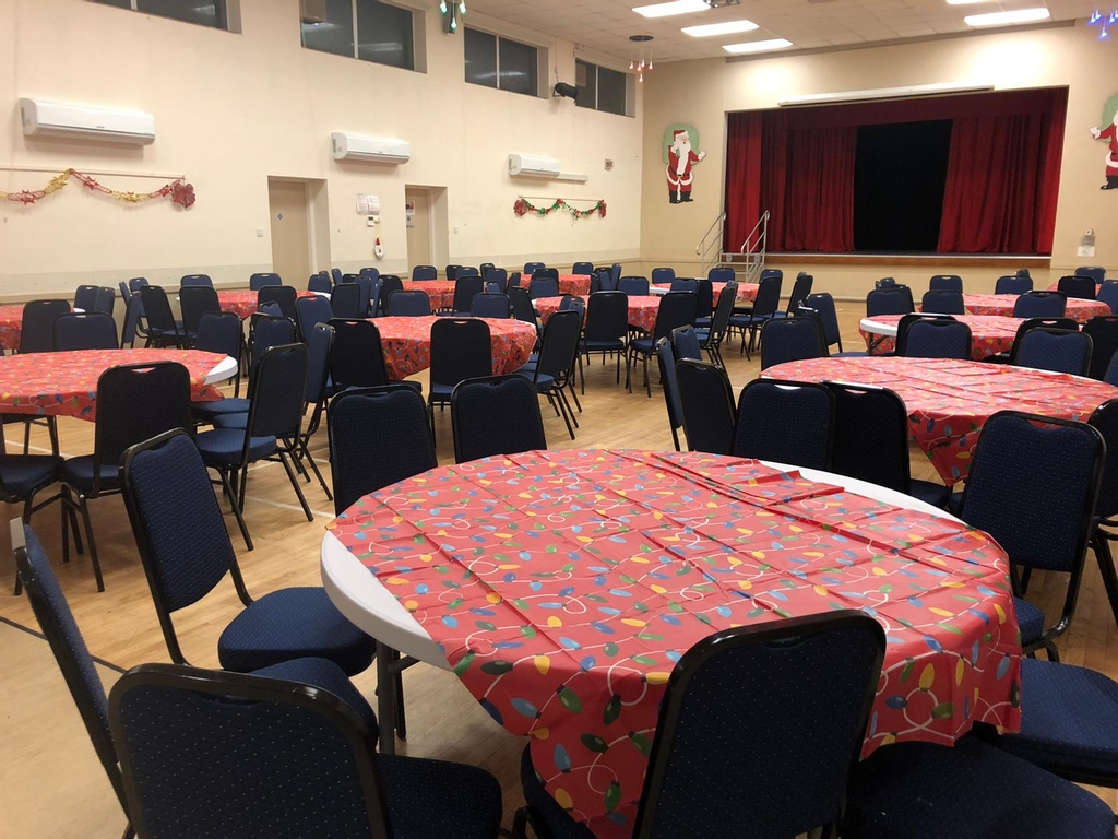 hall_marston's tweet photo. Looking forward to welcoming our families to our Christmas party tonight! 
Please take a lateral flow before you come and remember food is pre-order only, you have just a few hours left to order online 

https://t.co/UlPXPrbiYh https://t.co/ii8piq6kxl