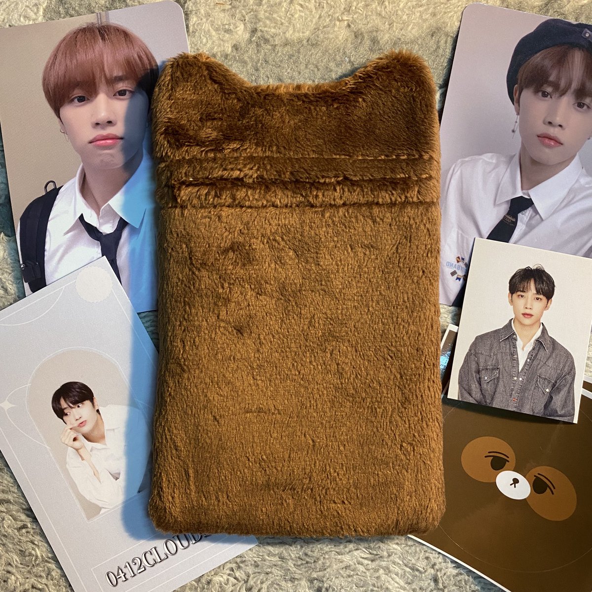 withsnwoo's tweet photo. thank you so much @0412CLOUDS for handling this GO and for the great service π¦π sunwoo holder @sw_holder is finally here! arrived safely and super cute fluffy #0412cloudsfb https://t.co/Jdqdd6gVza