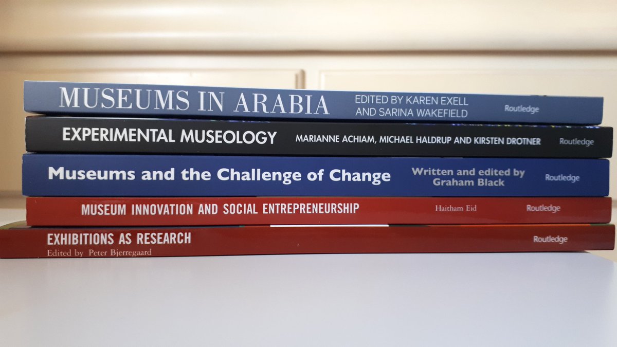 Super feliz con este lote de conocimiento que la #AyudaFormacion de <a href="/sngular/">Sngular</a> me ha concedido un año más!!! Mil gracias por ayudarnos a seguir creciendo <a href="/rmallenjulvez/">robertomallenjulvez</a> y equipo! 🙌🏼💥🤓
