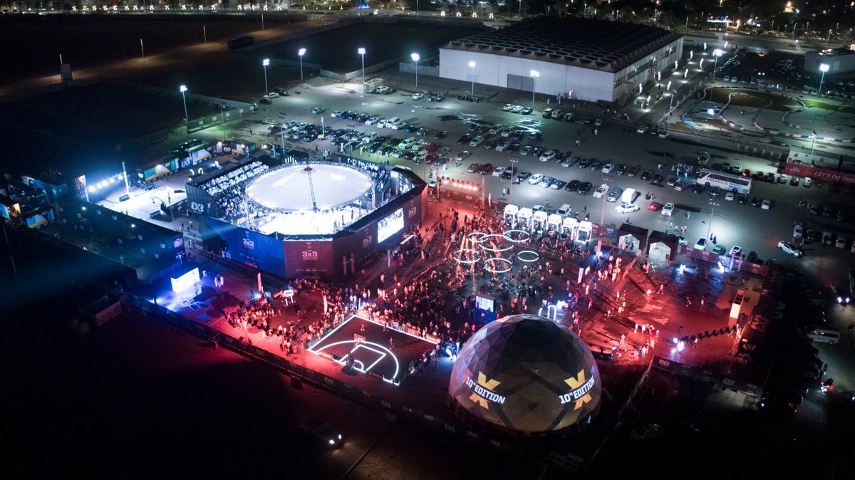 FIBA3x3's tweet photo. 🤩FULL HOUSE🤩

#3x3WTJeddah 🇸🇦 #3x3WT https://t.co/x1wQ7Orzok