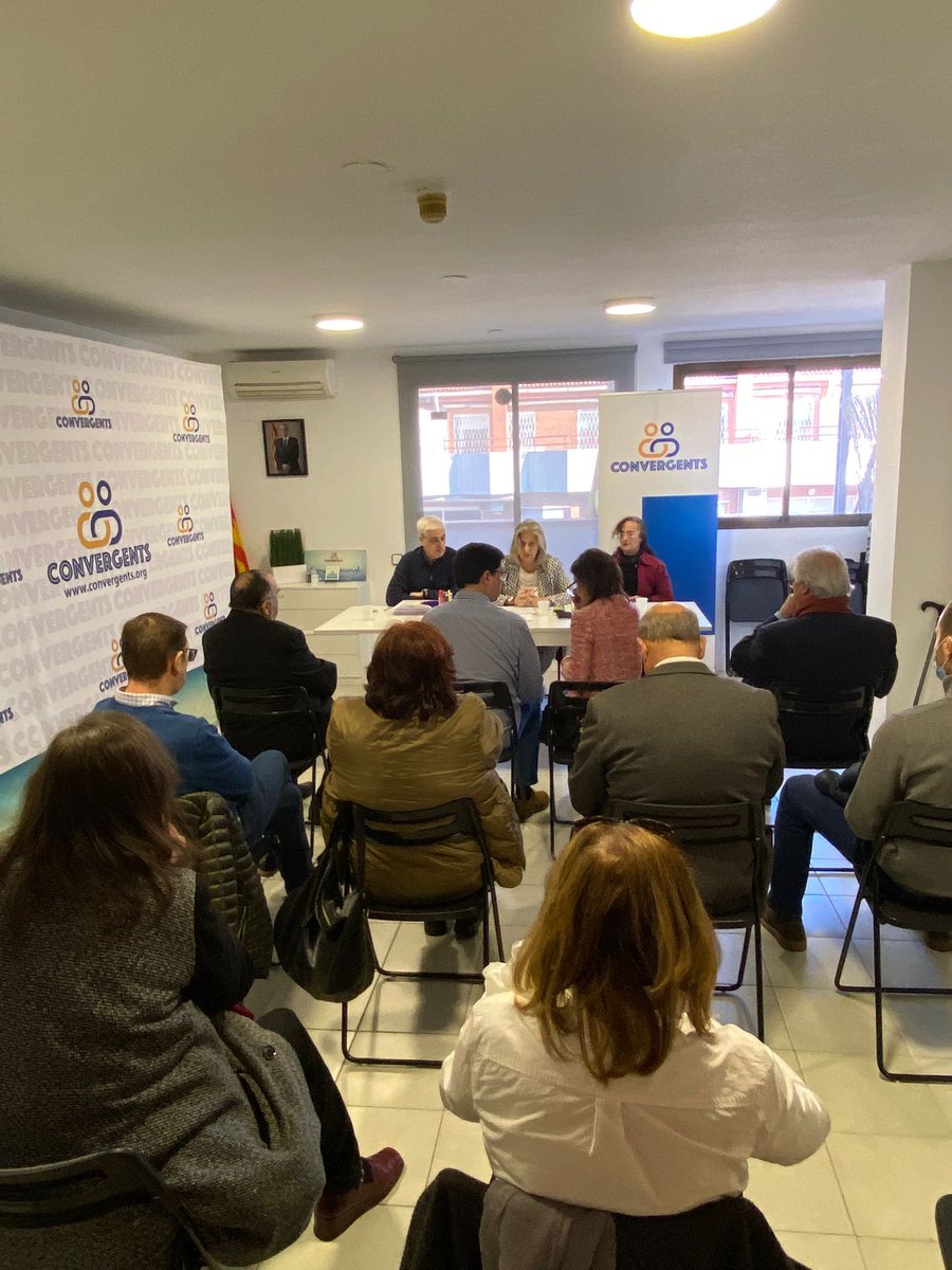 convergents_cnv's tweet photo. Comença el Consell Nacional de #Convergents , sota la presidència de ⁦@eturalloh⁩ . https://t.co/cbzqMmugnu