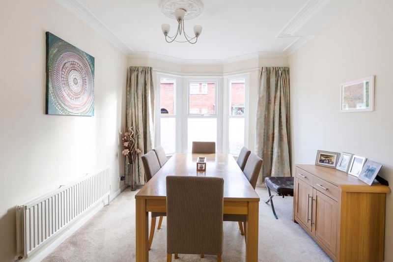 Alexander May tweet media