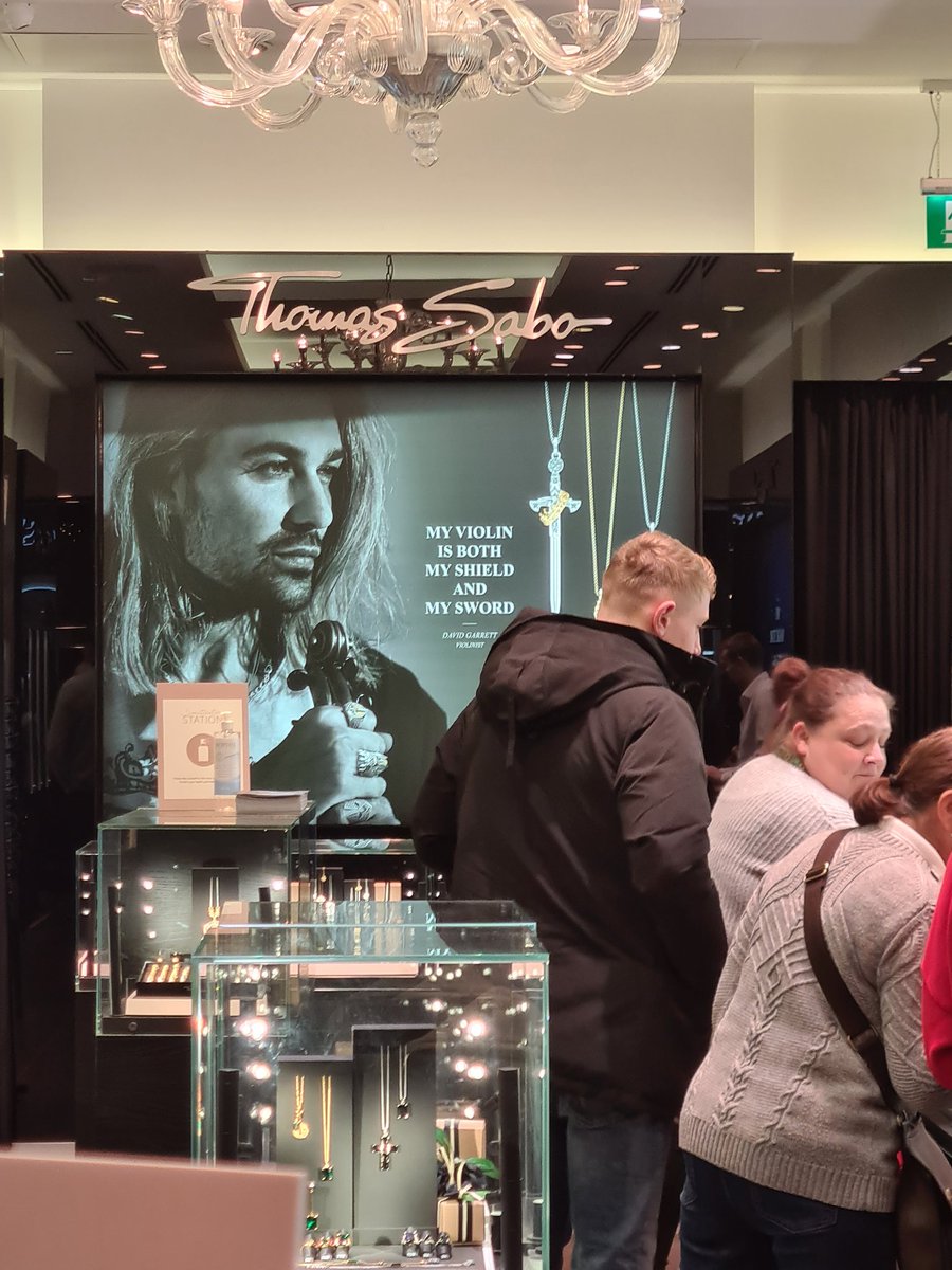 OK David. 

#Christmas2021 #bluewater #ChristmasShopping