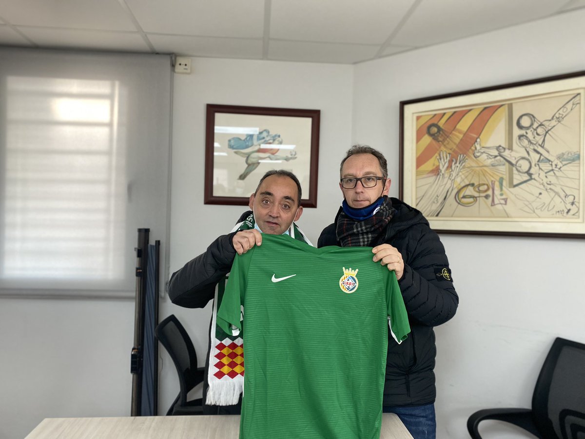 ⚽️🙌 Fem un pas més perquè la inclusió sigui una realitat social en tots els àmbits del club i donem la benvinguda a la Junta Directiva a Santiago Alonso Sebastián, membre actiu d’inclusiu i un gran aficionat al nostre club. 

Benvingut Santi! 💚👏