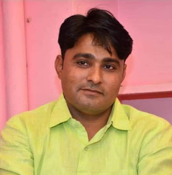 RNA_Raj's tweet photo. भरतिया हॉस्पिटल चूरू के साथी नर्सेज "दयानंद सियाग" एंव दीपिका नेहरा क़ी रोड़ एक्सीडेंट में  मौत की दुःखद समाचार सुनकर मन स्तब्ध एवं व्यथित हैं
ईश्वर दोनों नर्सेज साथियों की आत्मा क़ो शांति प्रदान करें एवम परिजनों को दुख सहने की शक्ति दे.
ॐ शान्ति ॐ
@KRMEENA47342641 @tikudagroup https://t.co/cs2zc9ybXk