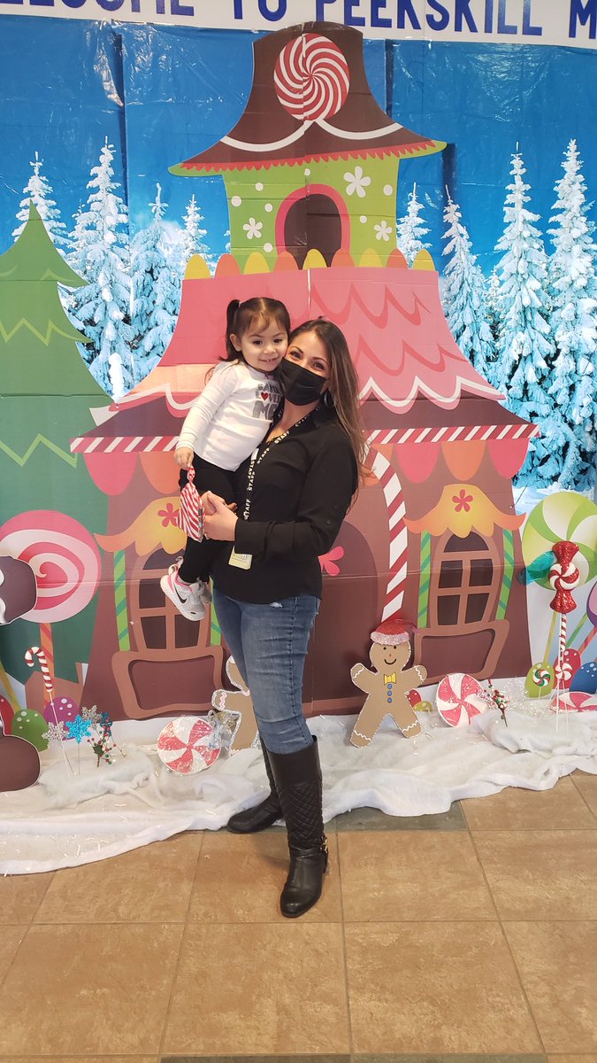 MsHernandezPCSD's tweet image. Another amazing Saturday Academy in Peekskill! Merry Christmas! #PeekskillStrong