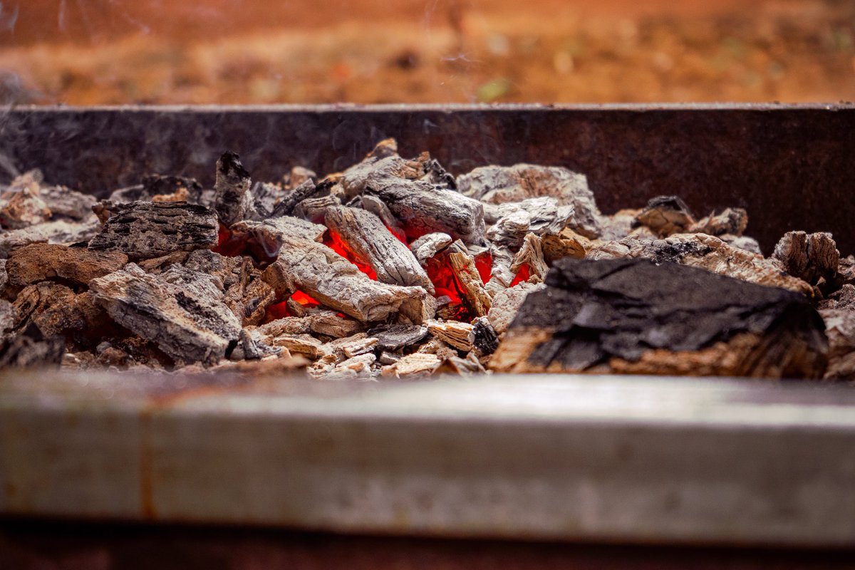 No se cumplen 1️⃣5️⃣ años todos los días ✨. ¡El carbón se está encendiendo porque hoy estamos de fiesta! 🔥🎉
-
#CasaOaxacaReforma #CocinaDeCarbón #15años #15aniversario #aniversario #onfire