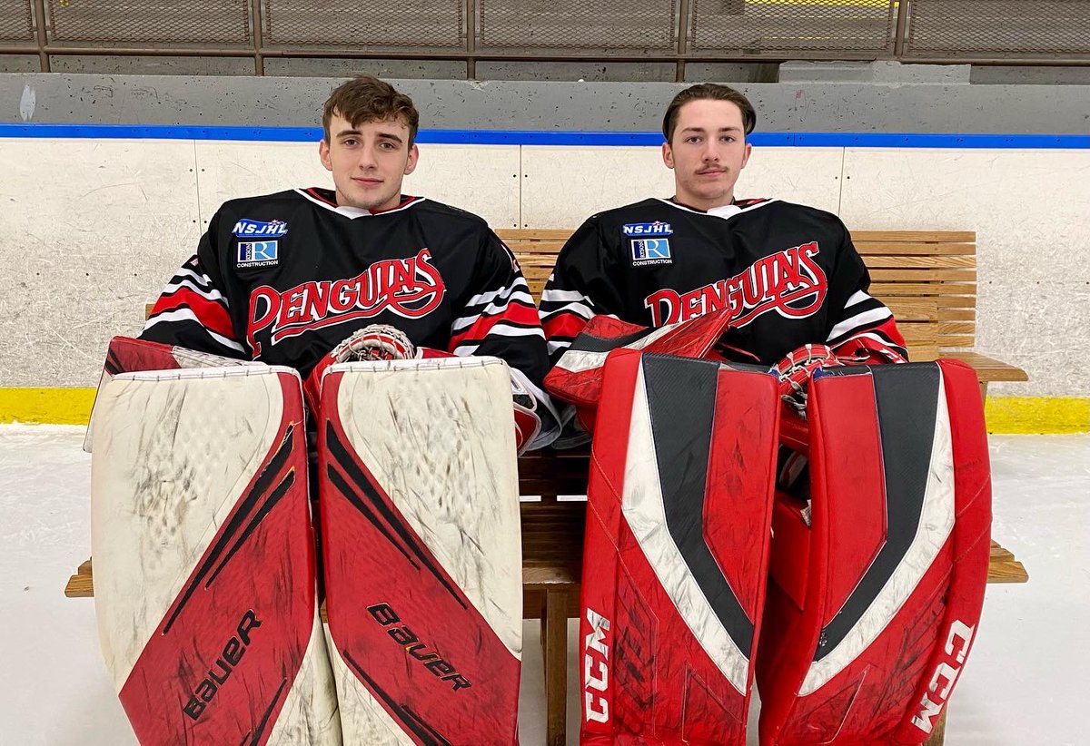 Boys got a little surprise for team picture night. Big thanks to Ryson Construction and Sportwheels for making it happen! #pEHns #PaintItRed 🐧🚨🏒