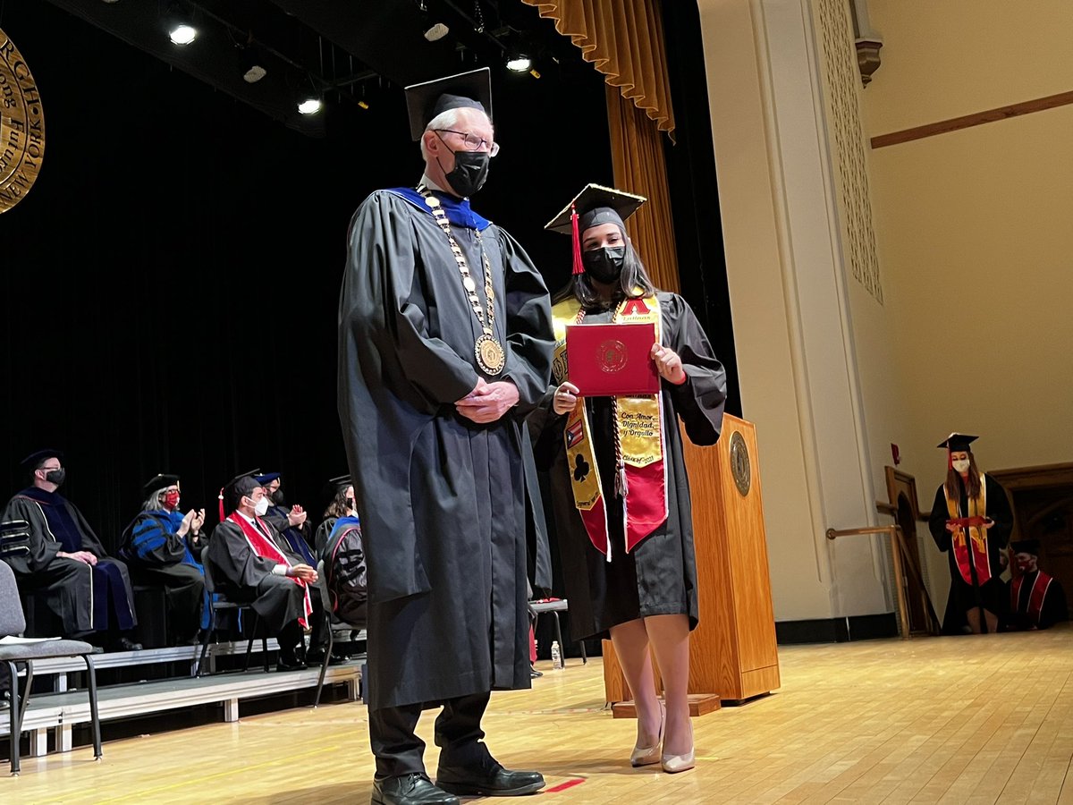 SUNYPlattsburgh's tweet photo. Congratulations to all the students who graduated this morning! A second group of grads will walk the stage this afternoon. #PlattsGrad 🎓 https://t.co/DEmN7SEKAr