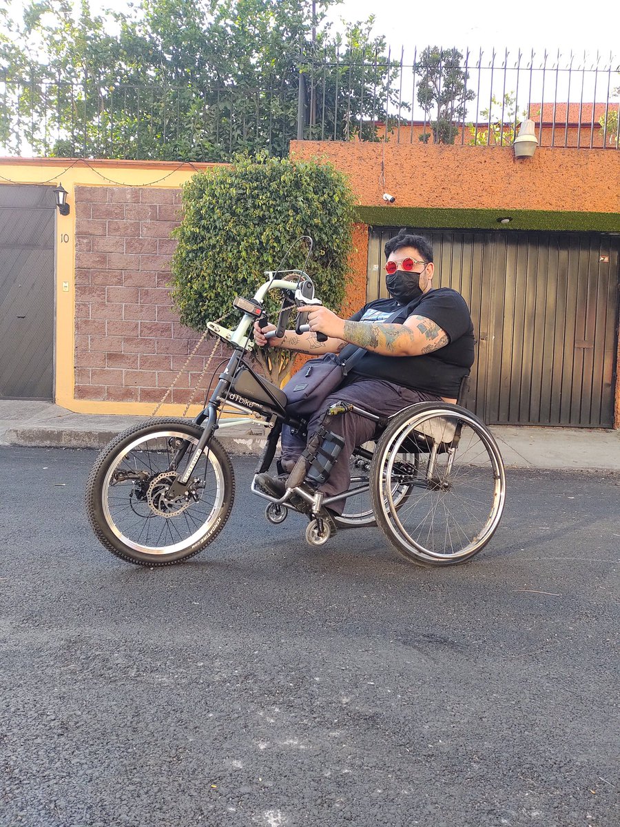 ecotenka's tweet photo. Comienza una nueva historia...
#handcycle #ciclismo #discapacidad #movilidad #FelizSabado #dTbikePro https://t.co/p0PuqIX86w