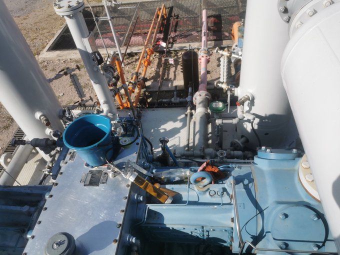 La oficina😬😄 https://t.co/Z0Ok6Jlbol<a href="/tag/friend"class="tags"><span>#friend</span></a><a href="/tag/prom2014"class="tags"><span>#prom2014</span></a>