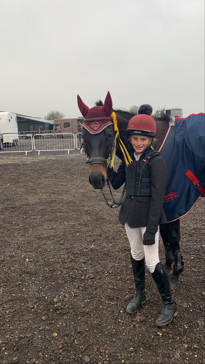 ZRTTT's tweet photo. 👏👏Clear round &amp; 3rd Place @ 70cm for Tia &amp; Penny today @ Frenches Farm - thanks to coach trainer Izzy Bradley @felstedprep @FSEquestrian https://t.co/vSk2u8bIrM