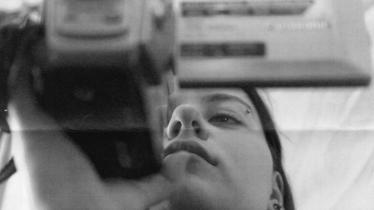 FirstCut1's tweet photo. ⏰ Reminder
First Cut! OPEN CALL 2022: Now accepting submissions of shorts films from filmmakers aged 12-24yrs.
No submission fee, deadline 21 January 2022.
🎥 See https://t.co/CvKxnULeoH for details.
#firstcutfilmfest #firstcutfilmfest2022 #irishfilmmaking #irishfilmmakers https://t.co/niSmAGj4TS