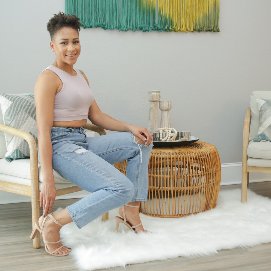 kierrahflipping's tweet photo. I’ve always been a master at manifesting, but once I started digging deeper into my Human Design and living in true authentic alignment to who I REALLY am, it was like my manifestation powers increased!

I am grateful.

#blackfemaletherapist #energyhealer #humandesignreader https://t.co/EkGFWWj28x