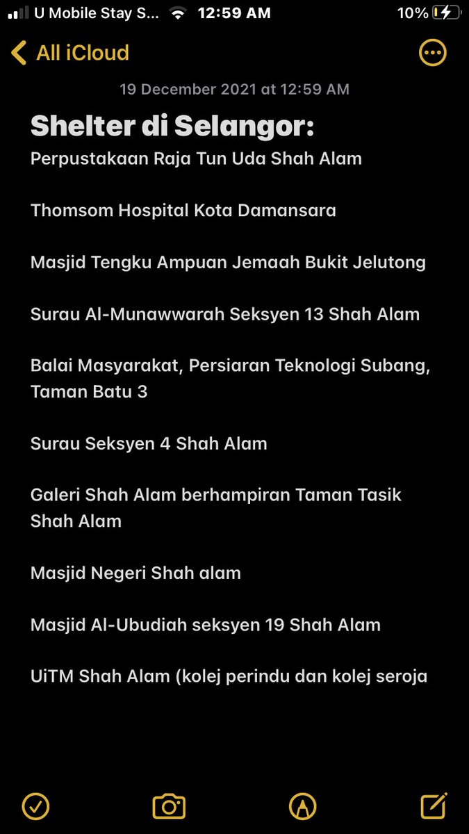 SssepettT's tweet photo. Sesiapa yang perlukan shelter di Selangor, pergi ke tempat paling hampir dengan korang. Semoga selamat semuanya

#banjir #Malaysia #DaruratBanjir https://t.co/JbbQwoLlV9