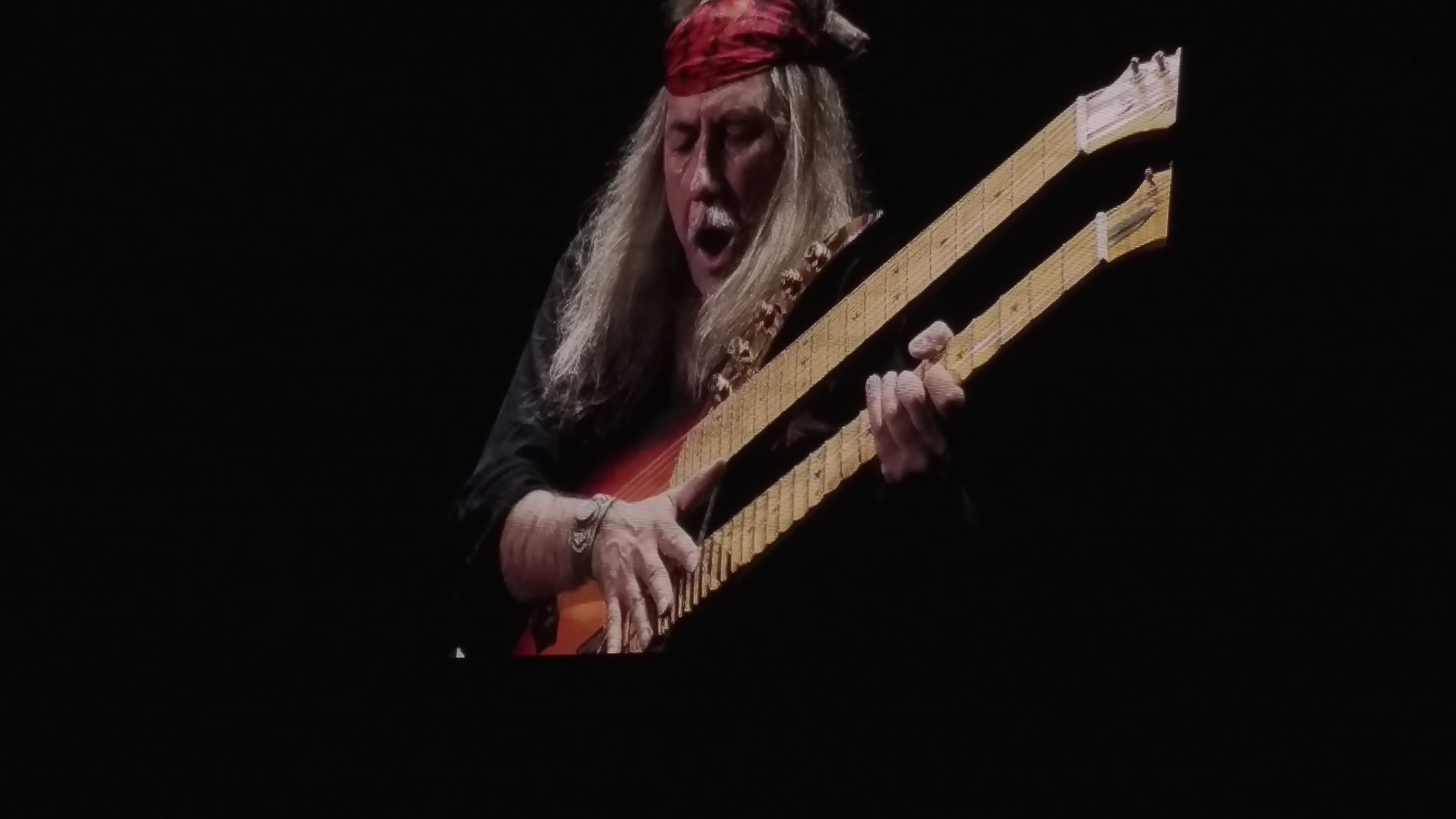 Happy birthday to Uli Jon Roth!

Photo taken at Loud Park 16, Japan. 