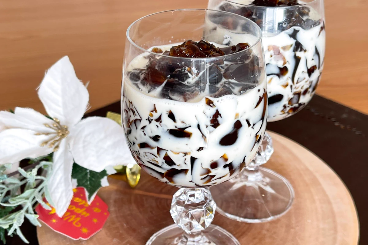 作り方もとっても簡単！コーヒーや牛乳を使った、おやつにぴったりそうな一品のレシピ！