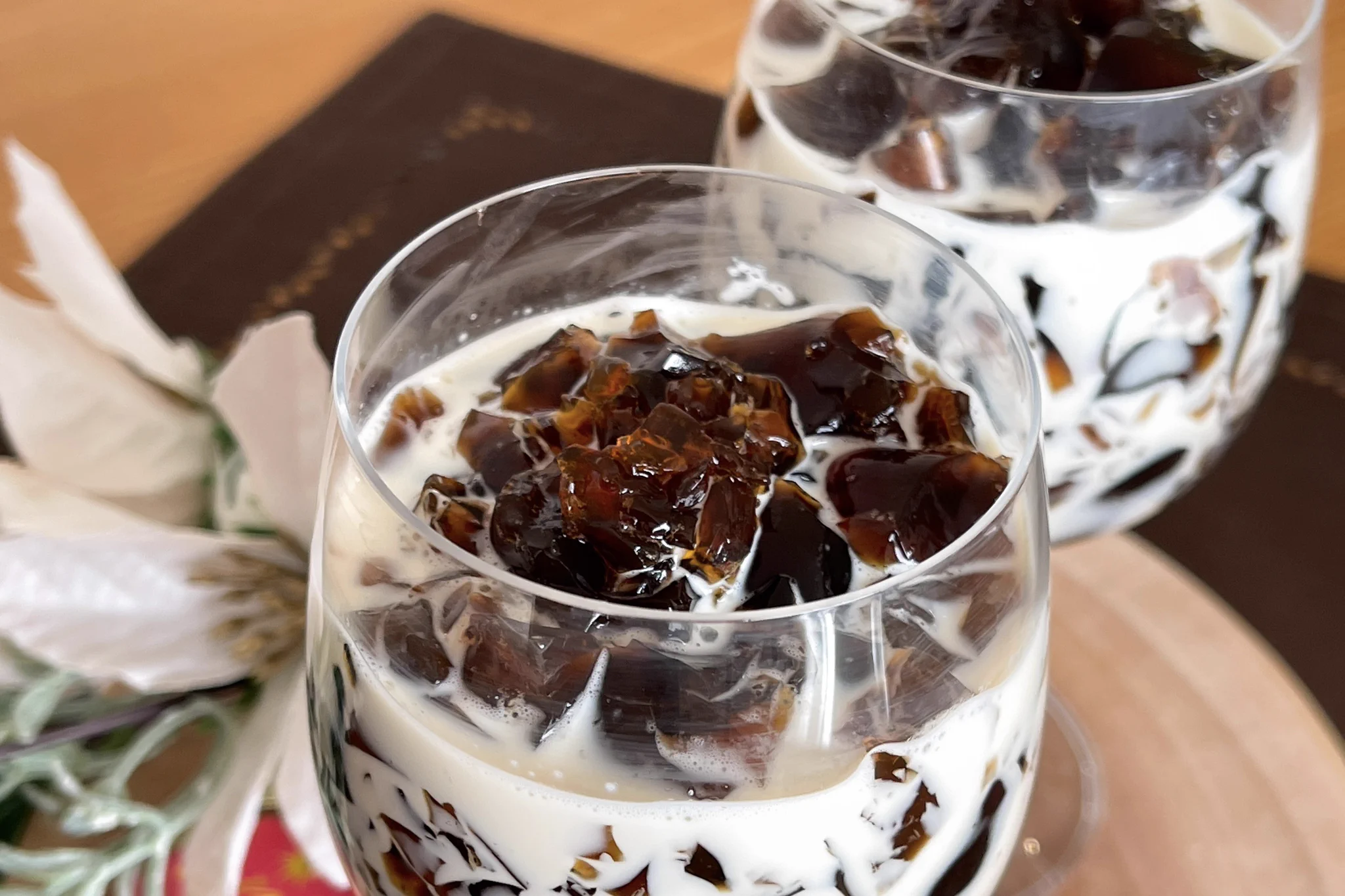 作り方もとっても簡単！コーヒーや牛乳を使った、おやつにぴったりそうな一品のレシピ！