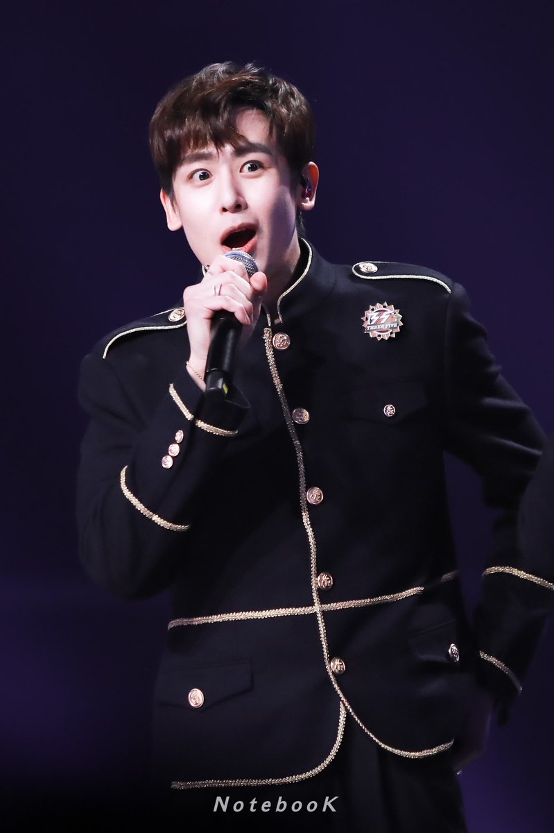 NotebooK0624's tweet photo. 追光吧第二次公演《欢乐颂》

#NICHKHUN #NichkhunxShineSuperBrothersS2 
#ShineSuperBrothersS2 https://t.co/S86gJ0CIwR