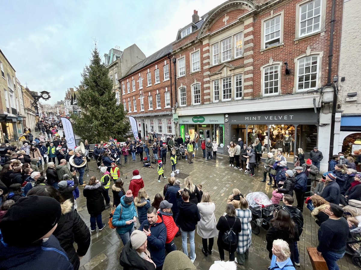 Spitfires S&G Band tweet media