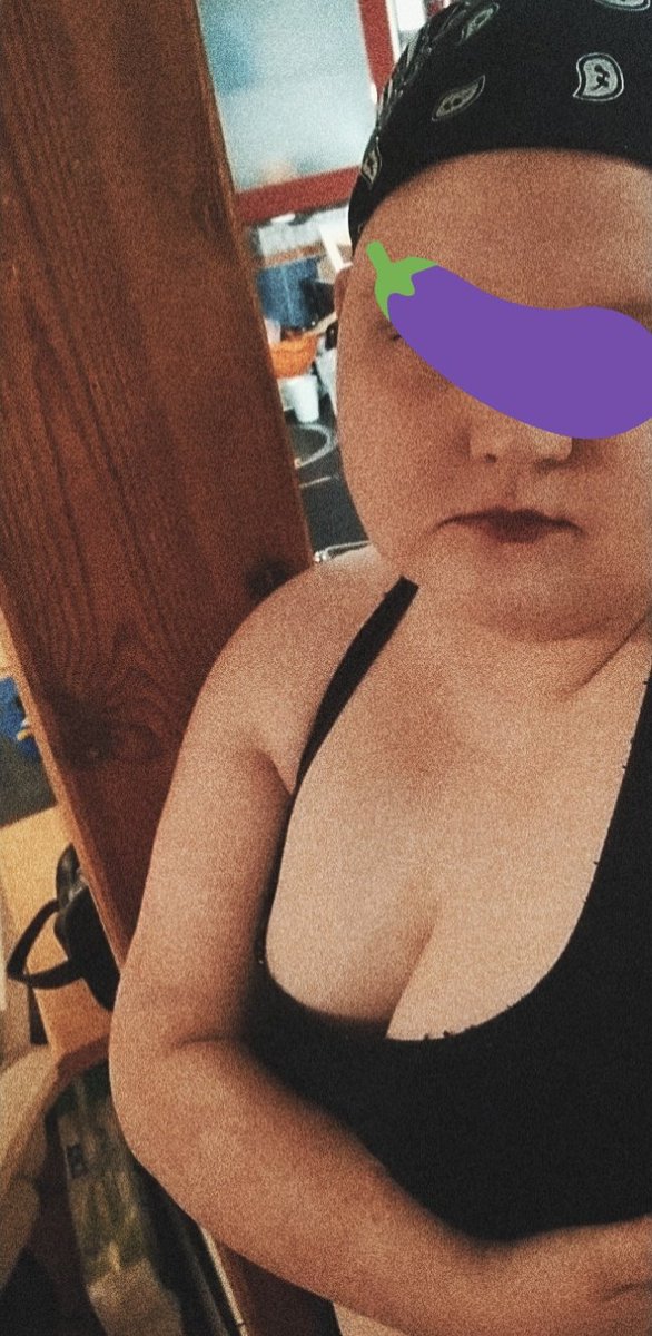 SarahAnonym's tweet photo. Na ihr Pussys,
Frage mich echt wieso ihr mir folgt ohne zu integrieren.
Hofft ihr ich komme auf euch zu und bete euch an?
Ihr seid mir nichts Wert. Außer euer Geld, dass ich nehme mit einem Tritt in deinen Micropenis gerne an.
Fotze https://t.co/0HQEYwsPUn