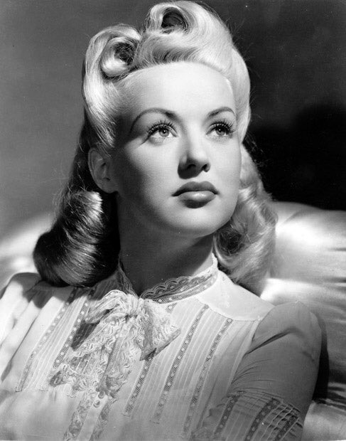 Remembering the late 🇺🇸American actress, model, dancer and singer #BettyGrable in 1916 in #StLouis #Missouri
