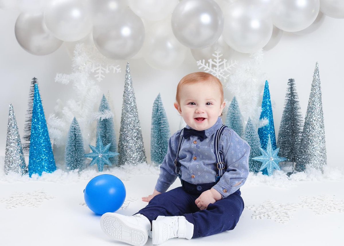 amyykatelynn_'s tweet photo. happy 1st bday, my love 🎂💙 https://t.co/5oQJs6AqOG