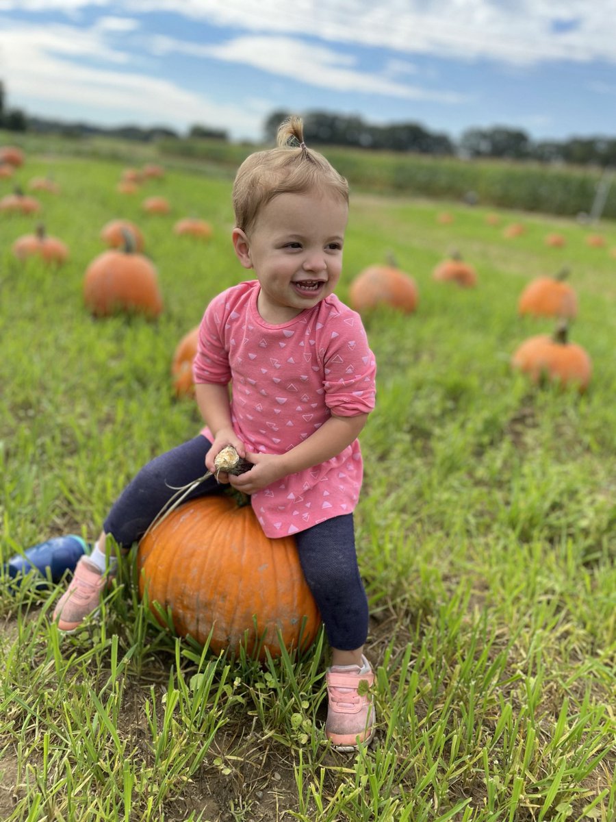 Coach_Azulay's tweet image. Happy 2nd birthday to our crazy little girl! We love you Hannah Jaye! #littlewarrior