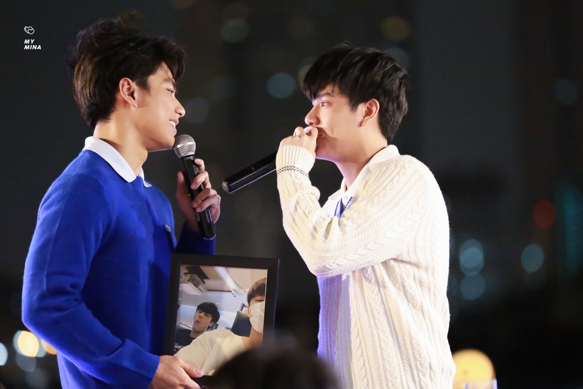 _mymina's tweet photo. 211218

Keep smiling, keep shining Knowing you can always count on me for sure That’s what friends are for @ohmpawatt 

HBD @mynameisnanon ❤️

#โอมนนน #OhmNanon
#OhmNanonXNIVEA
#แค่เพื่อนก็สุดฟิน https://t.co/QUR2jsG2Sj