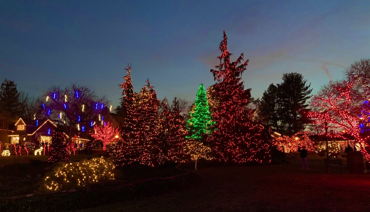 <a href="/PeddlersVillage/">Peddler's Village</a> We had a lovely time visiting Peddler’s Village with <a href="/JimSchubin/">Jim Schubin</a> <a href="/Joaniano/">Joan Schubin</a> and family! Beautiful lights, fun shops, and places to see! Check out the Gingerbread House contest - Amazing! 😃