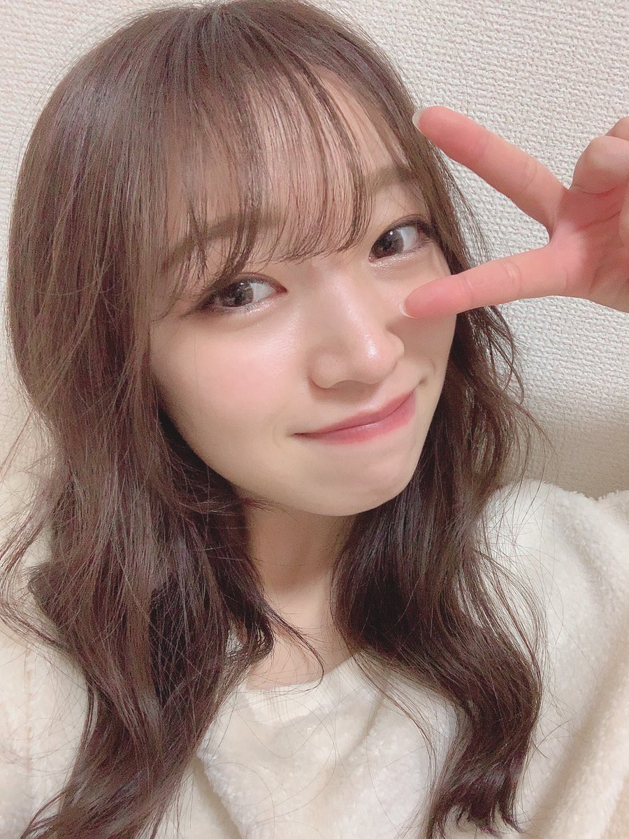 saki_kiichan's tweet photo. 復帰２回目の撮影終了ー✌️
今日も楽しかった！けど寒すぎだった…🥶😂
撮影してくださった皆さんありがとうございました🙇‍♂️❤️

次回は30日の@丸の内に参加します！
ぜひぜひご参加お願いします🐵

髪の毛ぼさぼさなのは風が強い中頑張った証ということで…笑 https://t.co/A9R1W6pi89