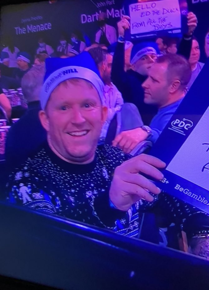 TeamDarts <a href="/ProstateUK/">Prostate Cancer UK</a> LOUD &amp; PROUD at the <a href="/PDCDarts/">PDC Darts</a> world championships Alley Pally today Superstar <a href="/TeamYozza180/">Jamie hughes Darts</a> showing his support as always 🔵⚪️⚫️ <a href="/CEOProstateUK/">Laura Kerby</a> <a href="/mattholdy25/">Matt Holdstock</a>