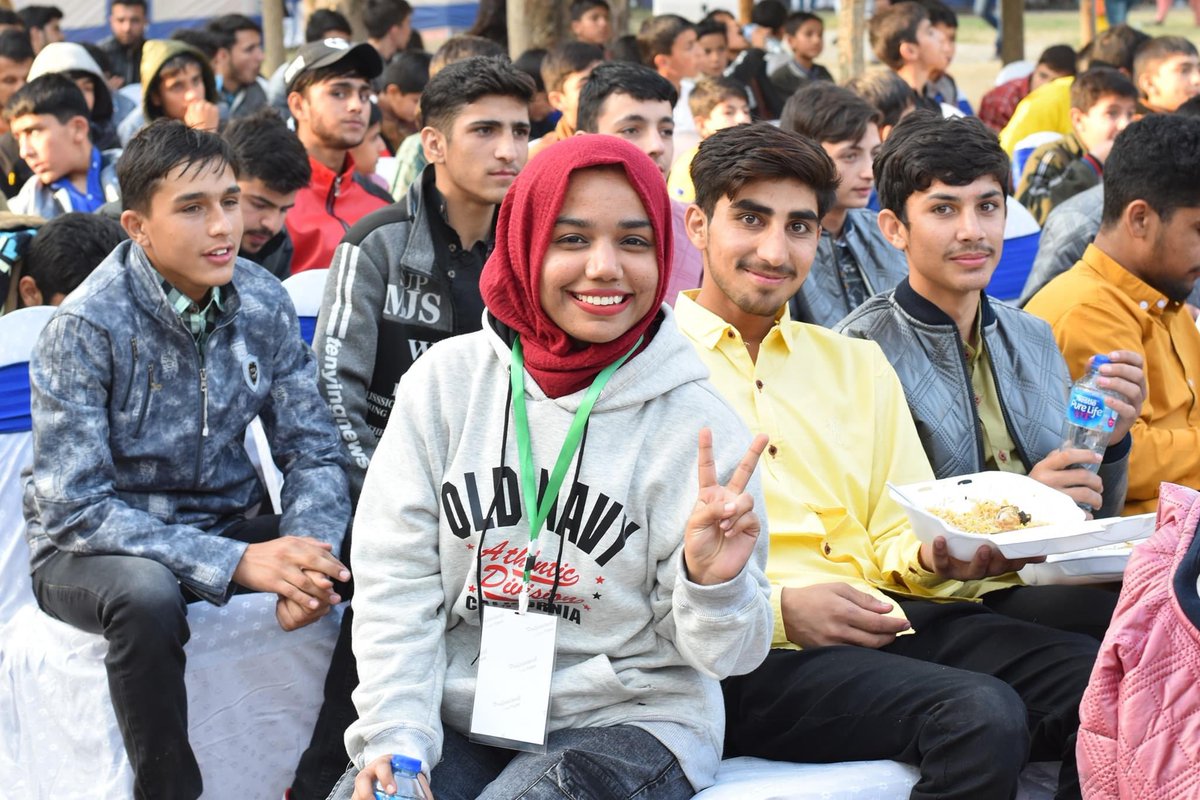 actsofkindnessp's tweet photo. Kind Fest'21 by #ActsOfKindnessPK at Lok Virsa ISB on 28/11/2021

A fun filled carnival was arranged for 200+ Orphan Kids who were invited from different orphanages of ISB &amp; Rwp. Different games, stalls, gists, jumping Castles/Sliders, food &amp; musical evening was arranged for kids https://t.co/7soHe89oCq