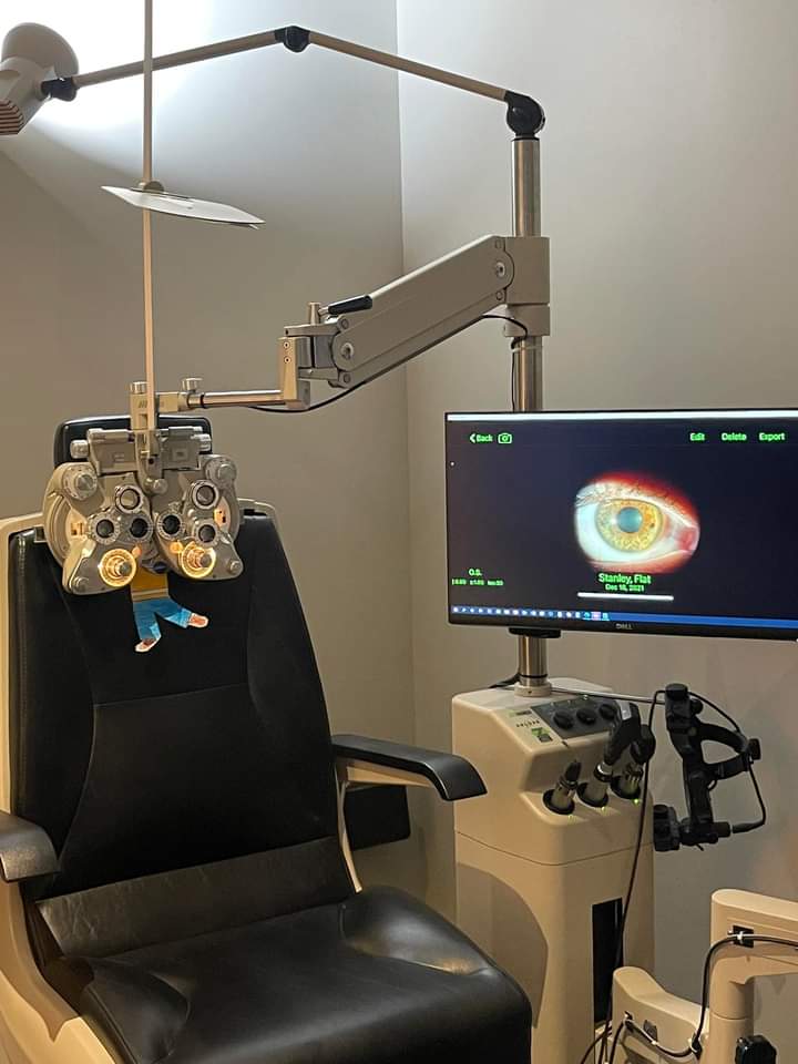 Optomedicare's tweet image. Phorometry made easier with advances &amp;amp; innovation to phoropters which makes subjective refraction with modern phoropters much convenient than previous phoropters. #OptometryTrends