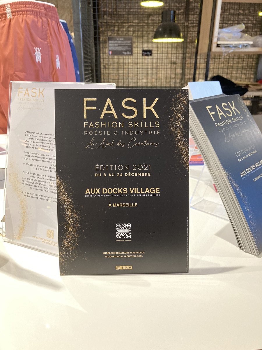 ThierryTreglia's tweet photo. 👋Aux Docks à Marseille, pour vos cadeaux de fin n d’année, optez pour #madeinmarseille #noeldescreateurs #faskforce tout prix tout style et un super accueil 🤩😉👍 https://t.co/JpQ61duqiG