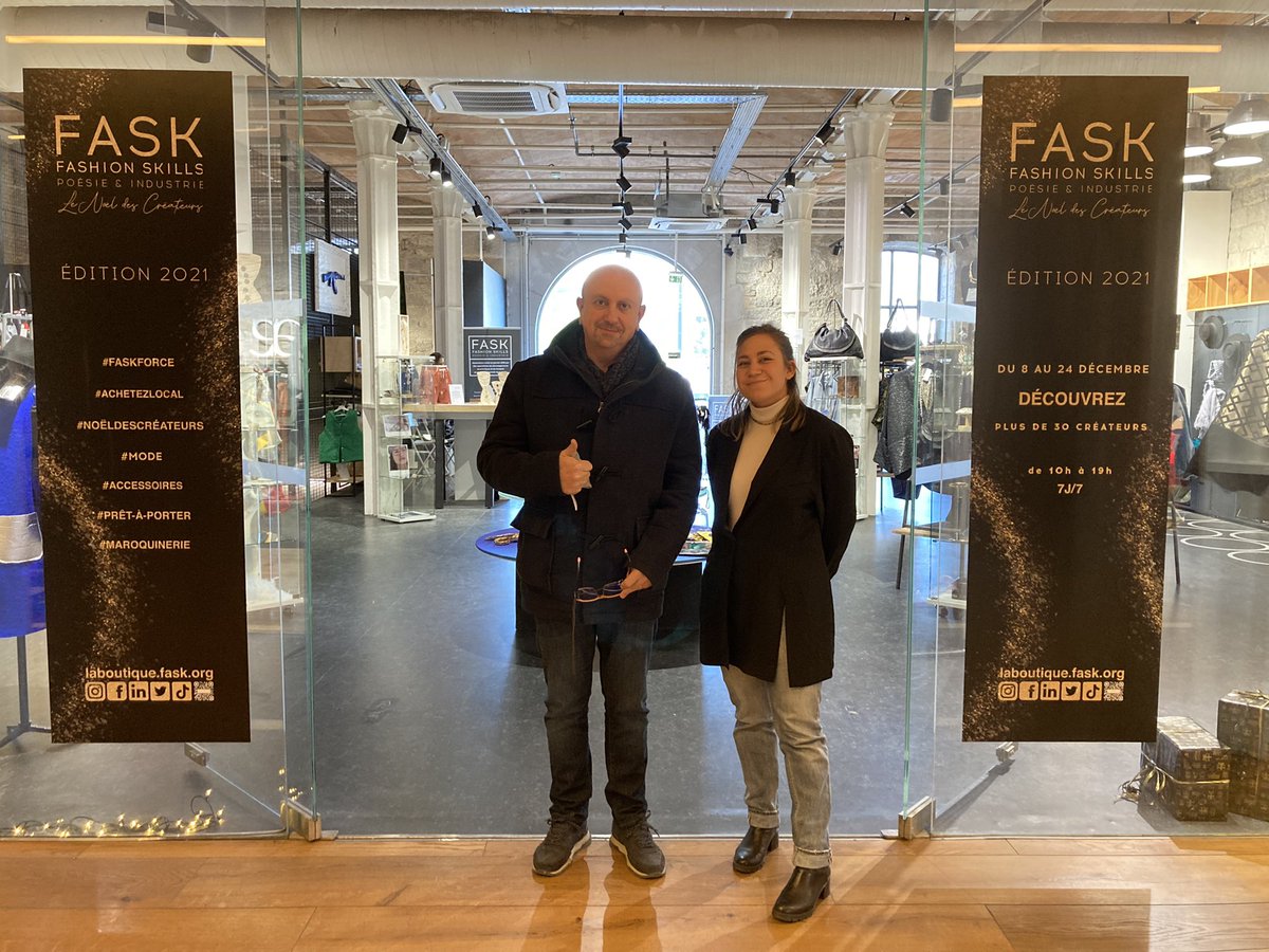 ThierryTreglia's tweet photo. 👋Aux Docks à Marseille, pour vos cadeaux de fin n d’année, optez pour #madeinmarseille #noeldescreateurs #faskforce tout prix tout style et un super accueil 🤩😉👍 https://t.co/JpQ61duqiG