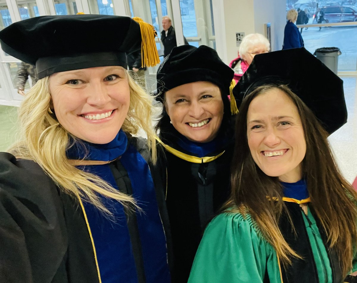 Congrats Dr. <a href="/aj_kazmierczak/">Angela Kazmierczak</a>!  Excited to keep coming up with more whole systems solutions for farmers! <a href="/BertiMarisol/">Marisol Berti</a>