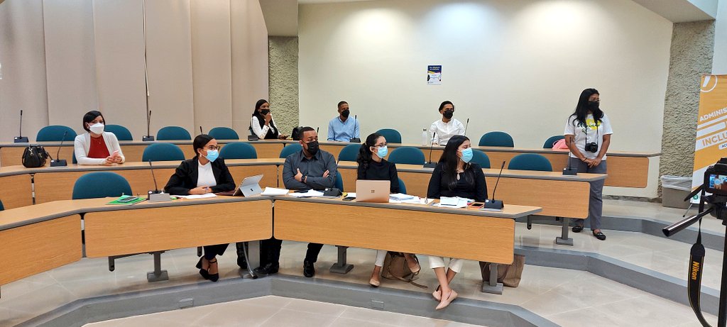 fsolidaridad's tweet photo. Iniciamos la ronda final de los Debates Ínter-Universitarios sobre Administración y Función Pública con la participación de los equipos de UTESA y PUCMM
#PARAPII
@PCiudadana @CiudadAlt @oxfamRD @UnionEuropeaRD @MapRDo https://t.co/50WU9AulTn