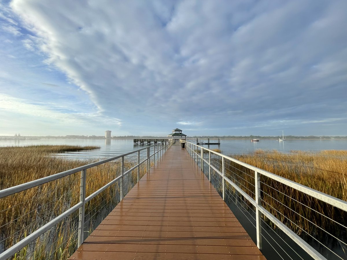 SCJ4PA's tweet photo. #Charleston is surely a beautiful city. π
#SouthCarolina #SC #Nature #ASDCConference #NatureAppreciationPost #Scenery https://t.co/0ZhCcQkM96