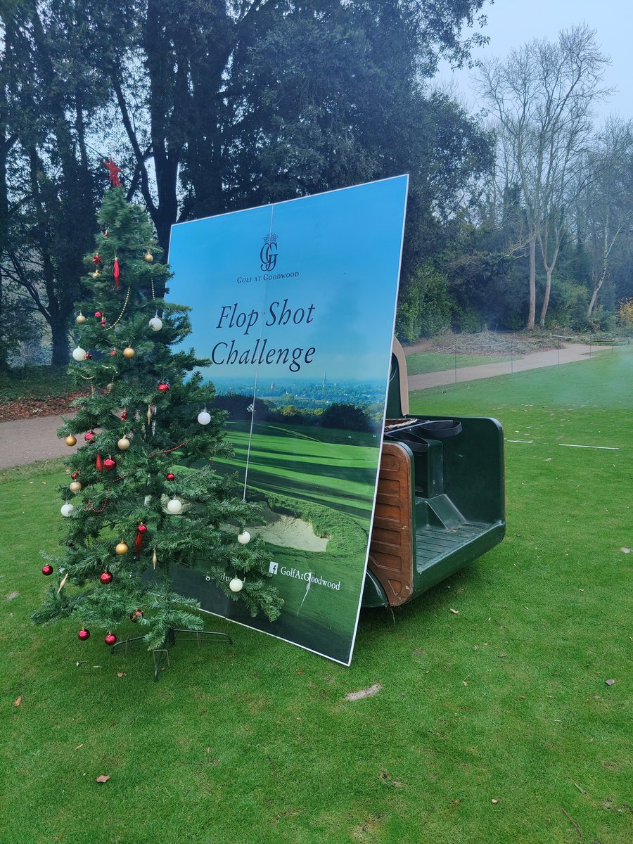 GreenieRob's tweet photo. Christmas came early today @goodwood_golf. Another year of new ideas and fun activities for the members. Great work too from Sefton our mechanic for making the sleigh and reindeer. #golfatgoodwood #thedownscourse #christmasgolf #goodwood #golfsanta #wintergolf https://t.co/aDMTebJxAX