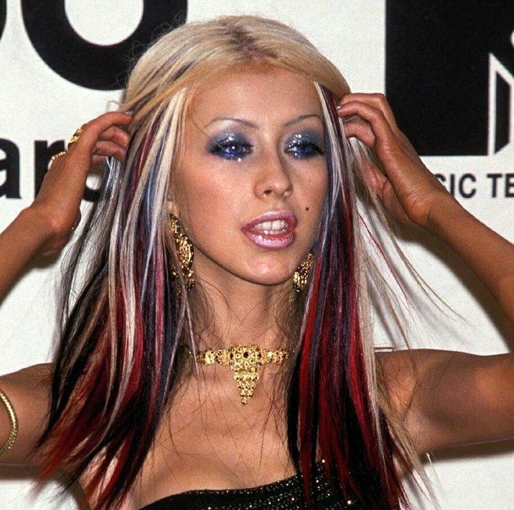 PopCulture2000s's tweet photo. happy 41st birthday to the legendary and iconic. christina aguilera. https://t.co/GIznOv1qIp